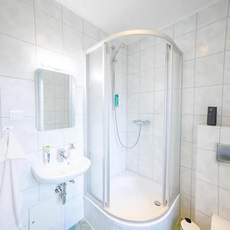 Jasmin - Zentrum Neu Renoviert Apartment