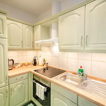 Jasmin - Zentrum Neu Renoviert Apartment