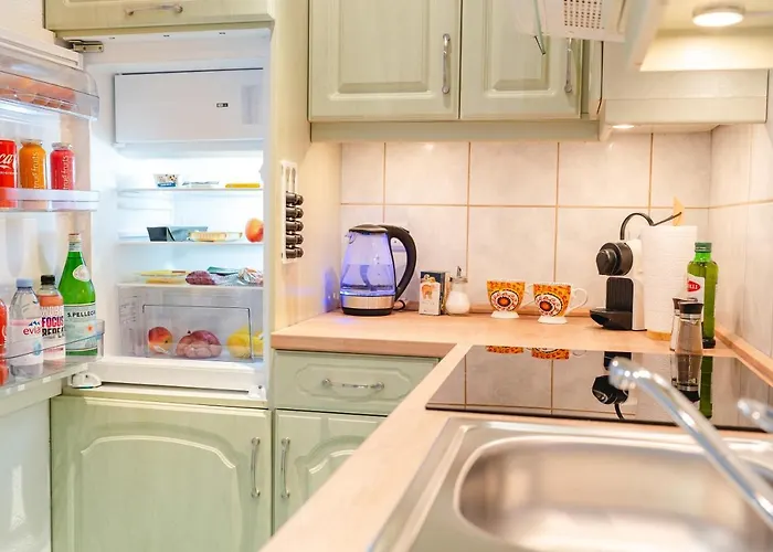 Jasmin - Zentrum Neu Renoviert Daire *